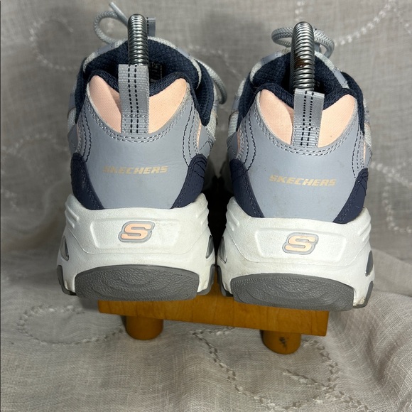 Sketchers Air Cooled memory foam almost NEW sneakers - Picture 5 of 14